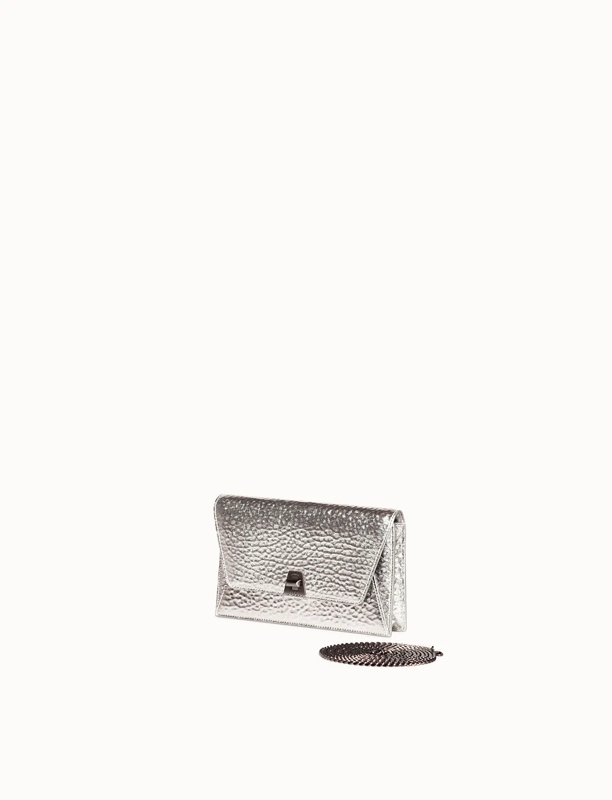 Anouk Envelope In Hammered Leather