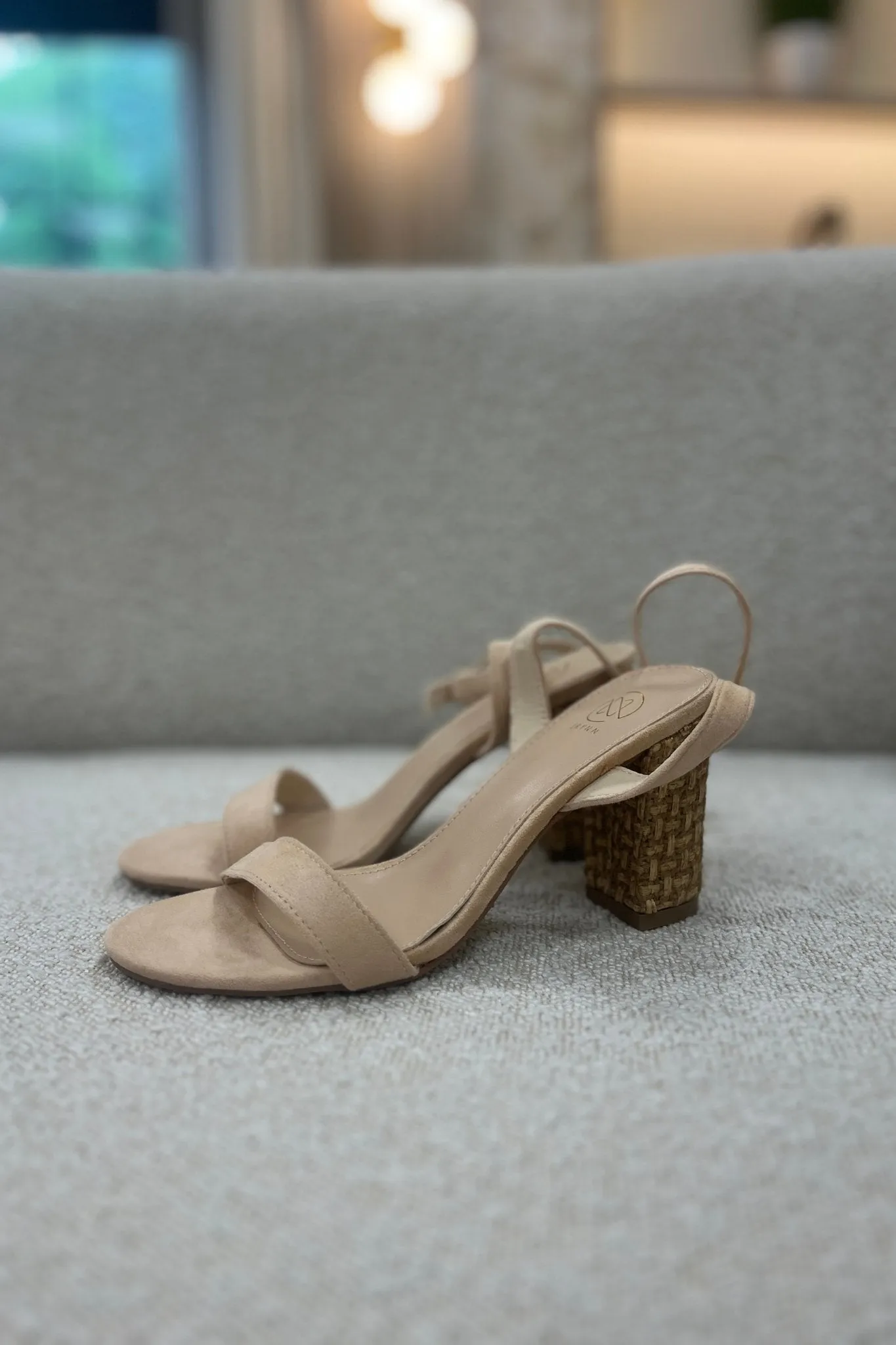 Cathy Block Heel Sandal In Neutral