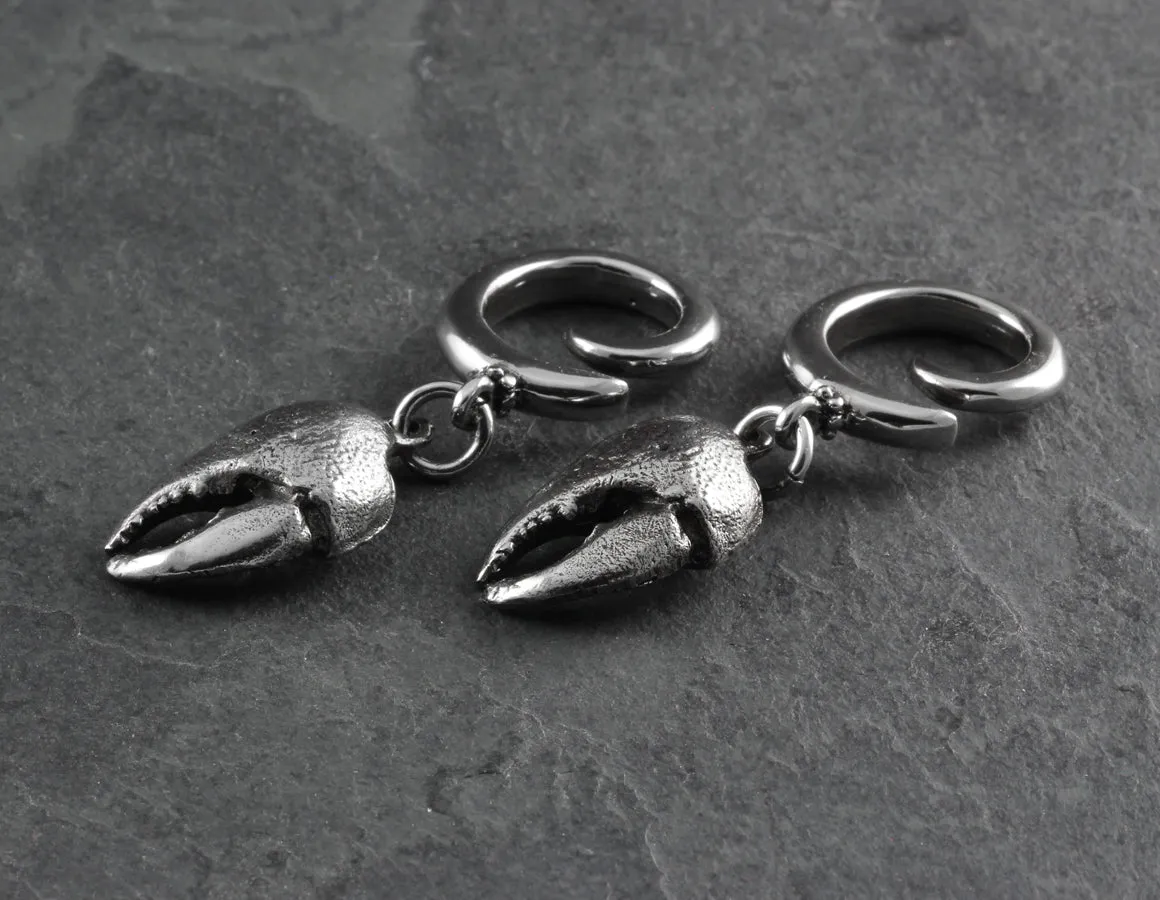 Crab Claw Gauged Spiral Earrings - Silver